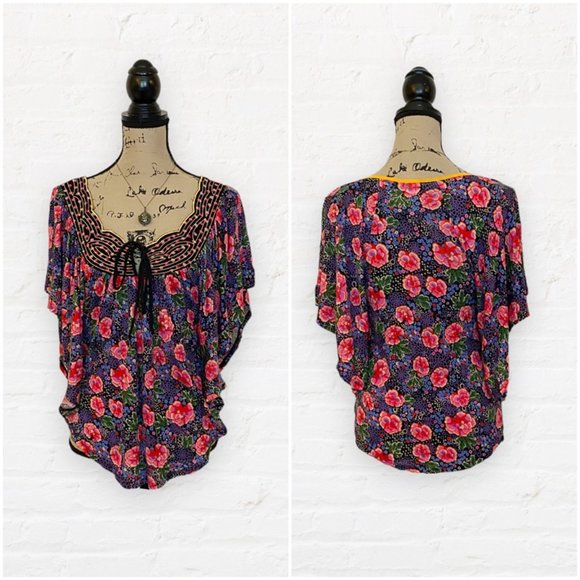 Megan Fox's Ric Rac by Anthropologie Horizon Bound Top - Picture 3 of 7